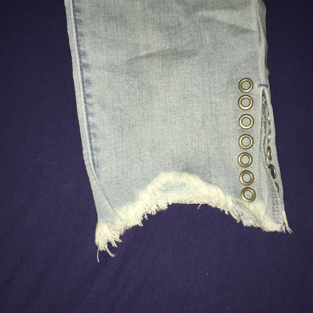 Jeans - Picture 4 of 5